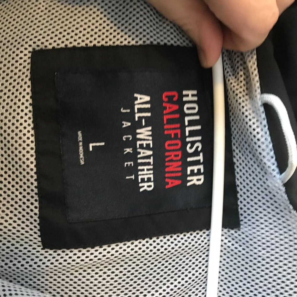 Hollister All-Weather Mesh-Lined Jacket - Picture 1 of 3